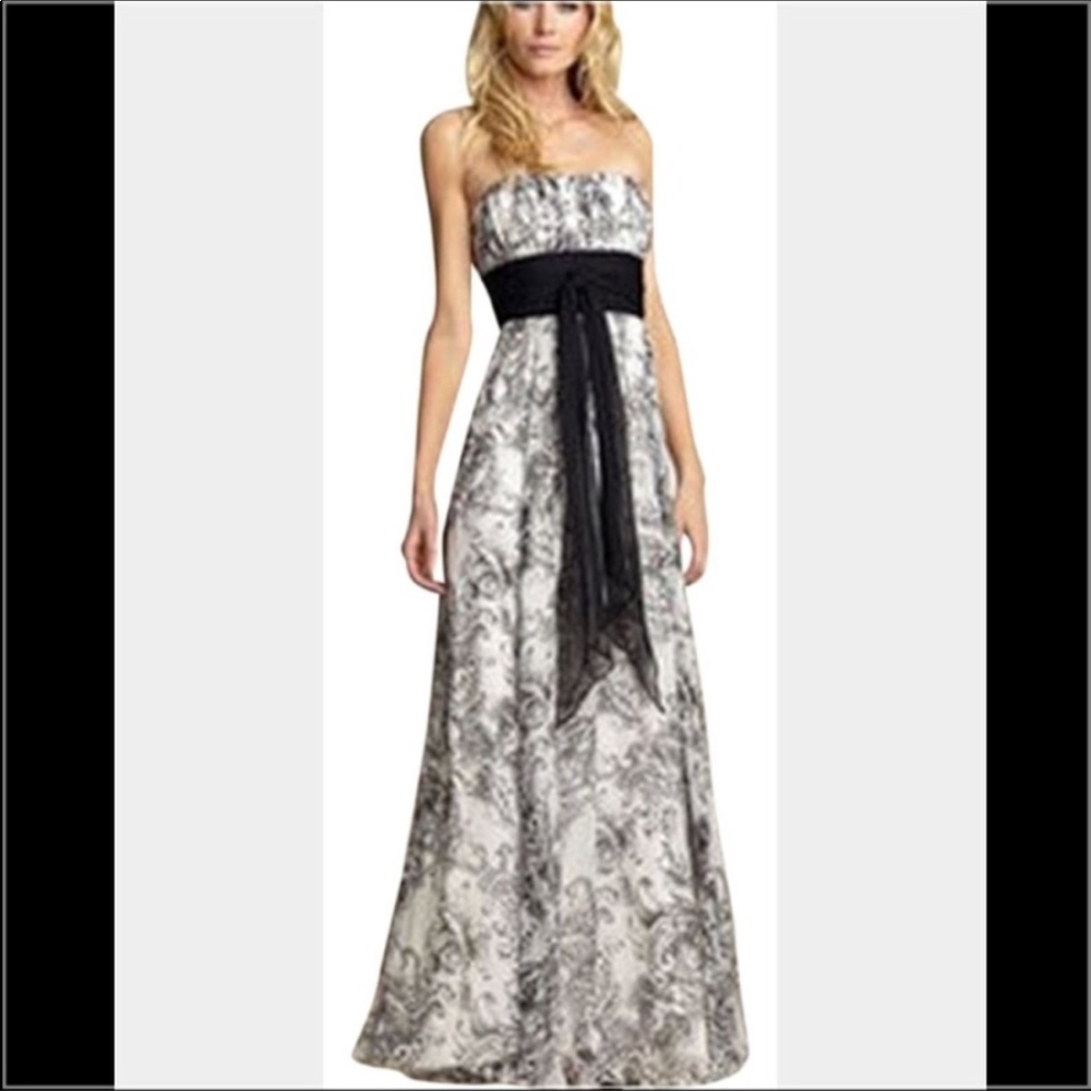 BCBGMAXAZRIA Strapless Gown
